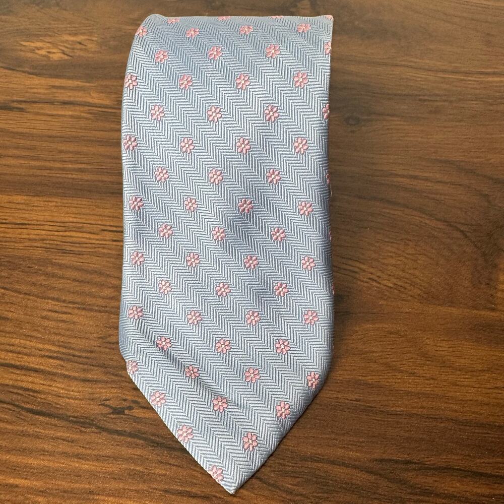 BROOKS BROTHERS Stain Resistant Pink Blue Floral Silk Tie Made In USA 59" 3.5"